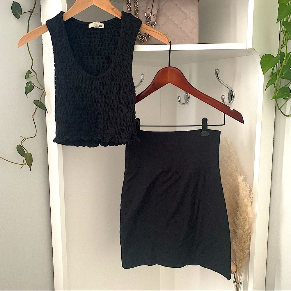 Aritzia Wilfred Free Top and Community Mini Skirt Set XS
